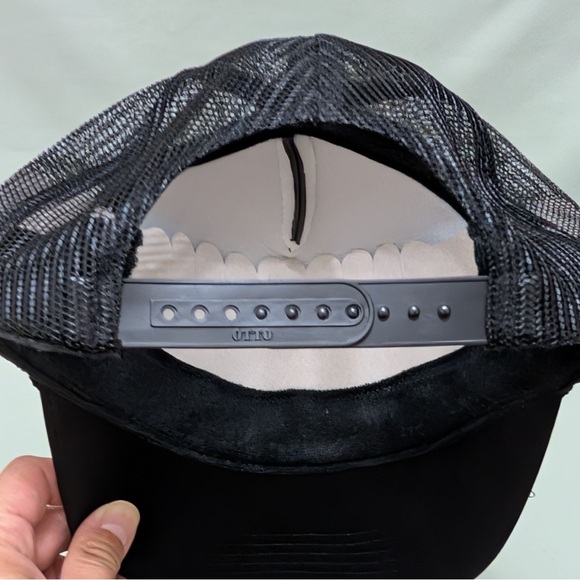 Kura Sushi x Hololive Promo Trucker Snapback Hat Ina Gigi Kronii NEW - Picture 2 of 9